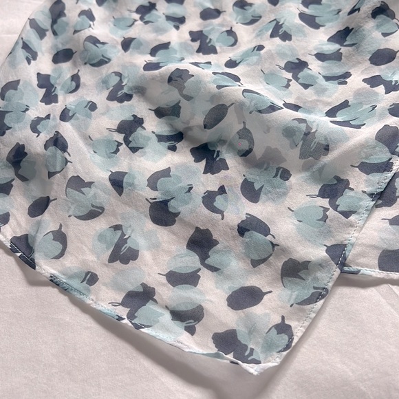 Kisuii Blue Printed Silk Sarong Beach Skirt - Picture 4 of 7